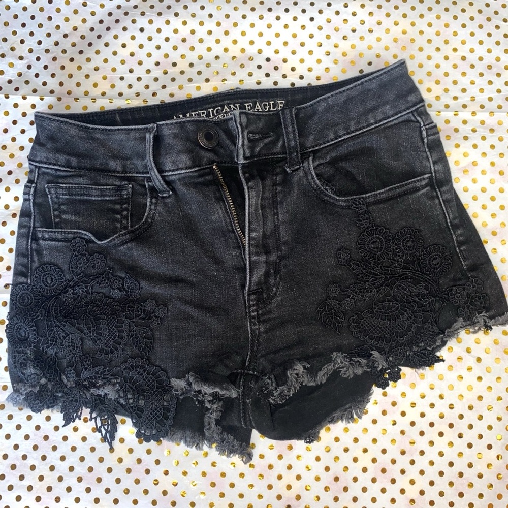 American Eagle Shorts - Embroidered